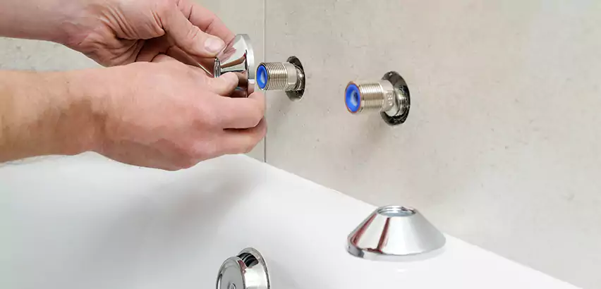 Bathtub Faucet Diverter Replacement in Salinas